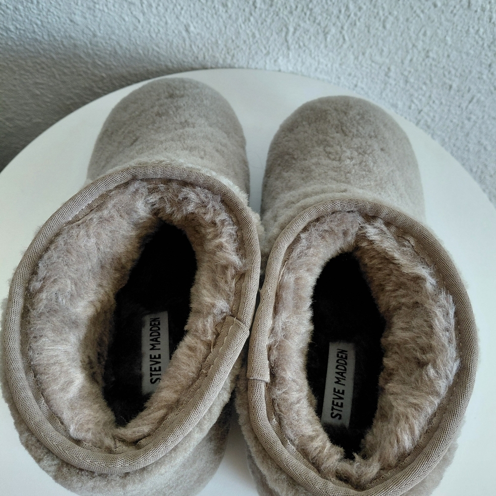 NWOB Steve Madden Cabin Taup Real Fur Upper Faux Fur Lining Booties - Picture 13 of 15
